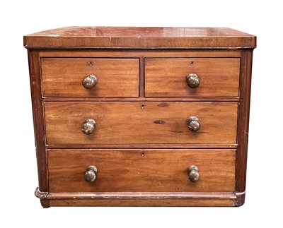 Lot 3082 - A late Victorian mahogany chest of small...