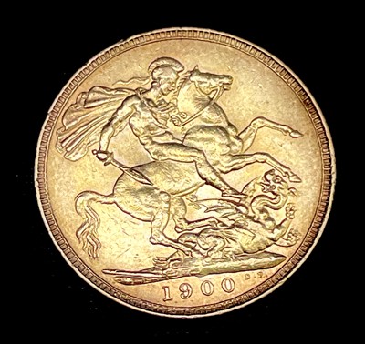 Lot 161 - Sovereign 1900