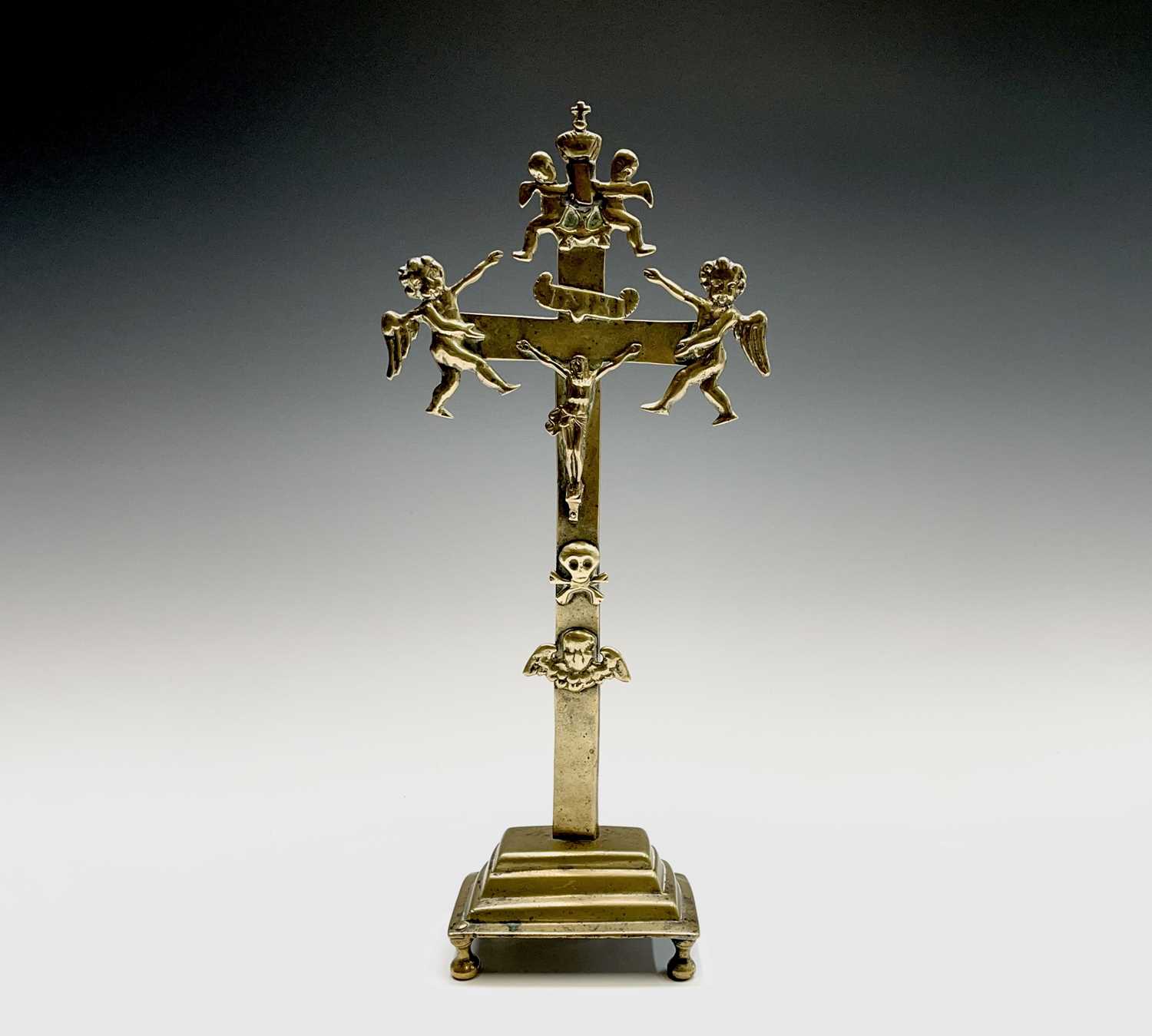 Lot 286 - A brass altar crucifix, cast with the figure...