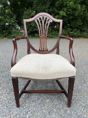 Lot 3089 - A set of ten Hepplewhite style mahogany dining...