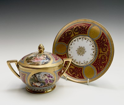 Lot 875 - A Vienna porcelain ecuelle, cover and stand,...