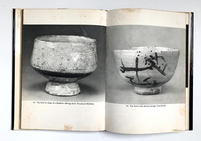 Lot 101 - OLIVER WATSON. 'British Studio Pottery: The...