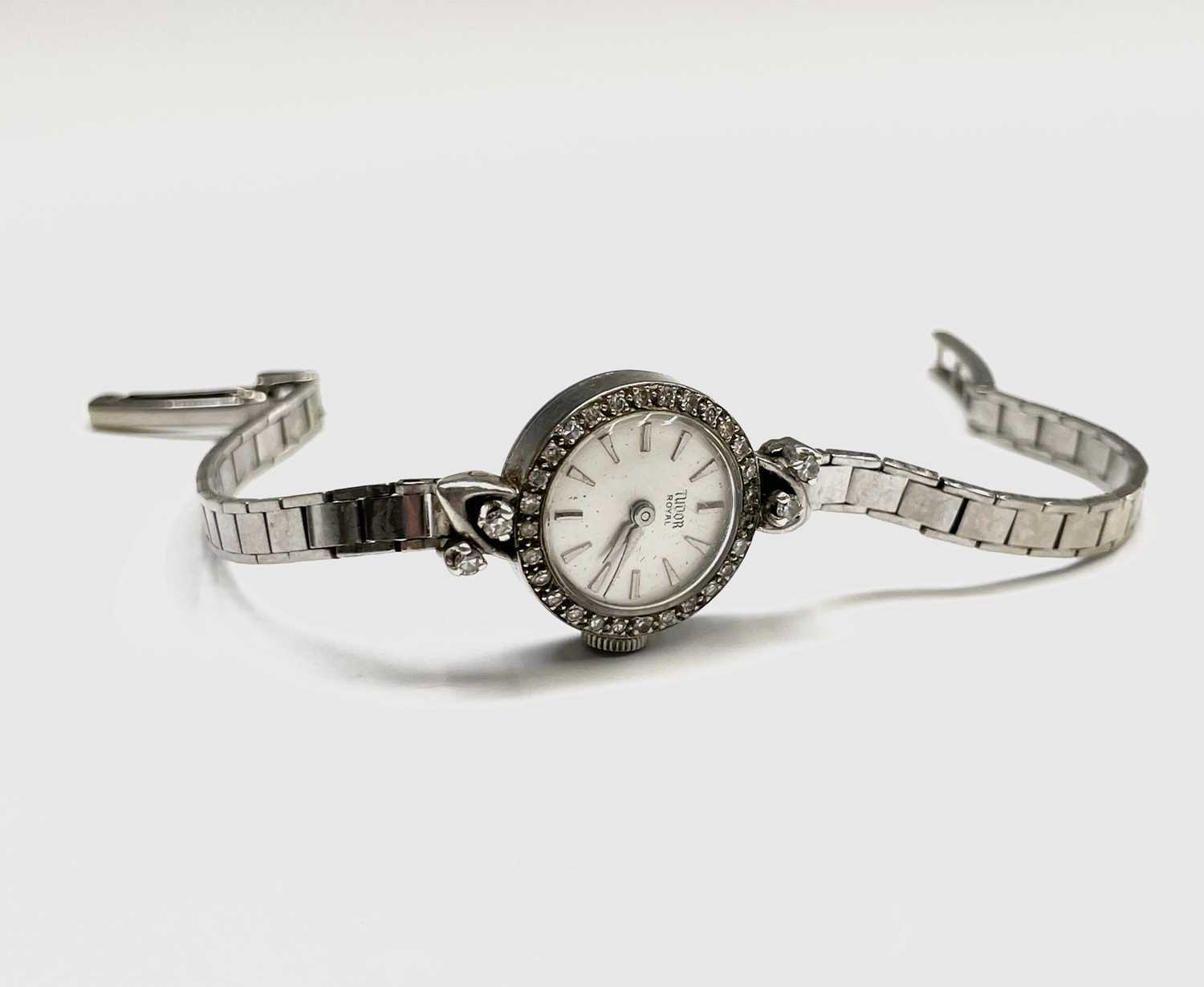 Lot 4 - A ladies Tudor Royal Rolex wristwatch with 9ct...