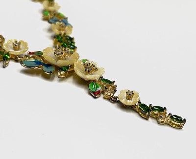 A pretty and complex Jardin flower necklace,...
