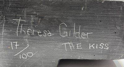 Lot 30 - Theresa GILDER The Kiss Bronze resin Height...