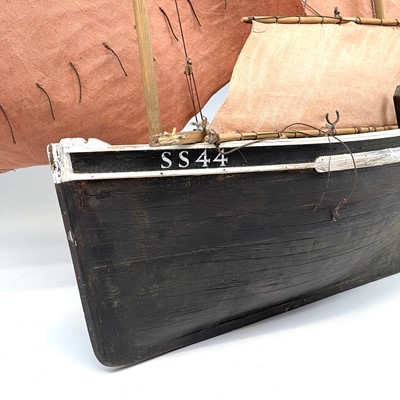 Lot 129 - A Model of a St Ives fishing boat SS44 Mary...