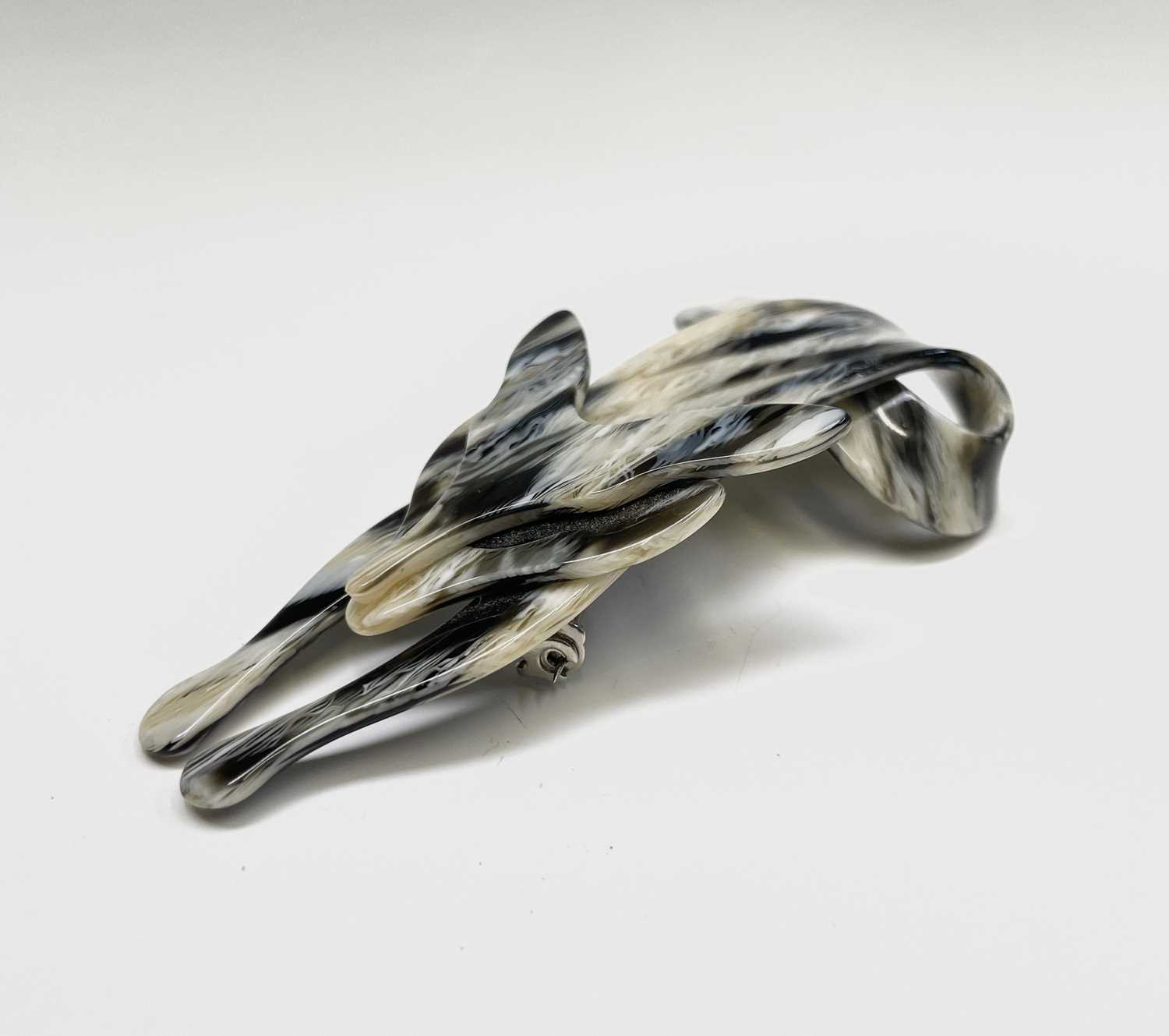 Lot 299 - A Lea Stein, Paris fox brooch 9.5cm