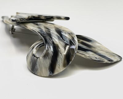 Lot 299 - A Lea Stein, Paris fox brooch 9.5cm
