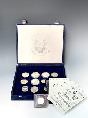 Lot 54 - U.S.A. Silver Coins. Dollars x 7 - 1879, 1886,...