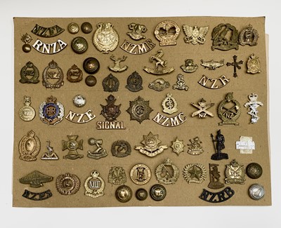 Lot 186 - New Zealand Regiments. A display card...