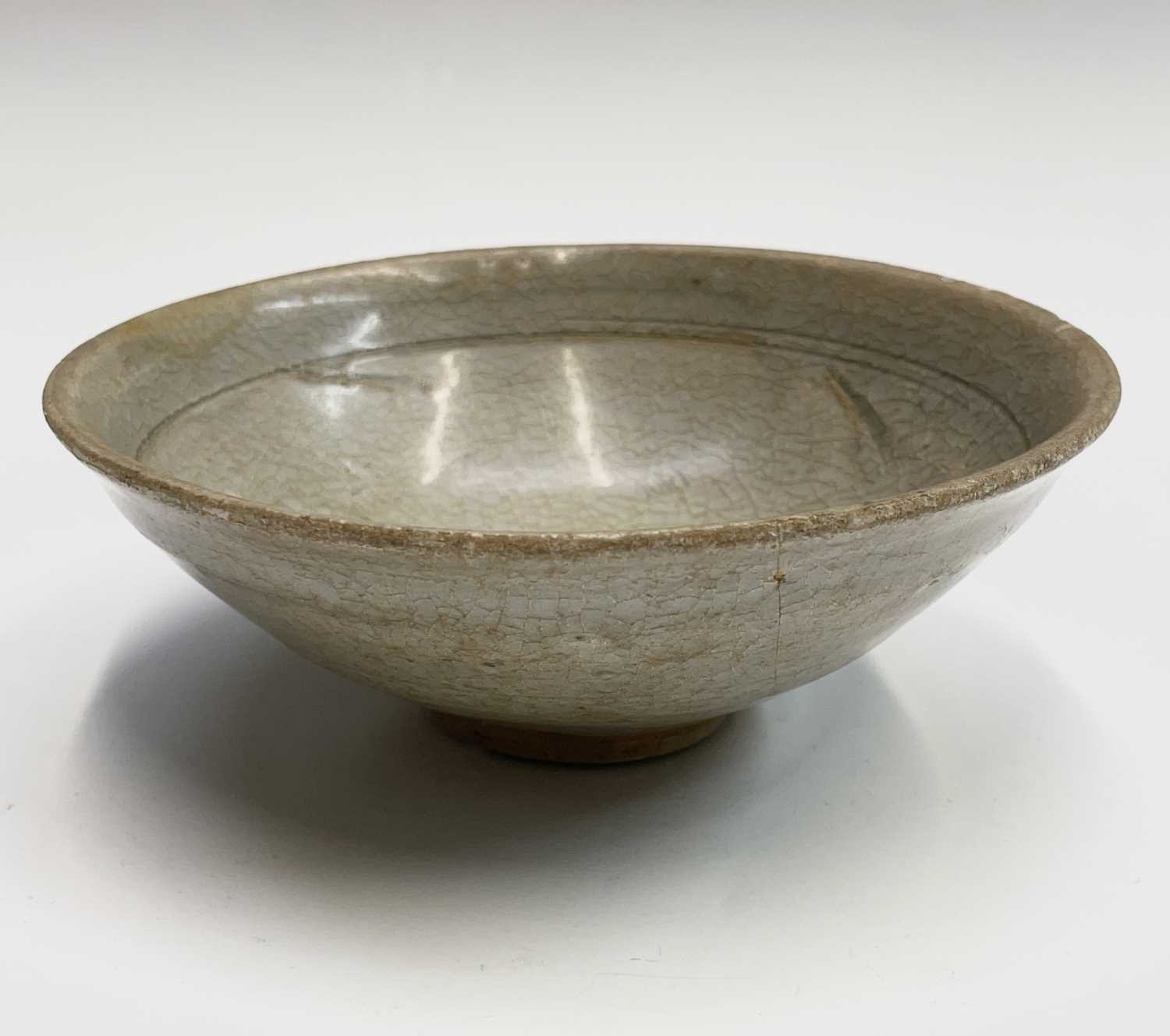 Lot 10 - A Chinese celadon bowl, Ming Dynasty, diameter...