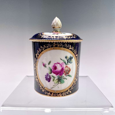 Lot 844 - A Chelsea Derby pomade pot and cover, circa...