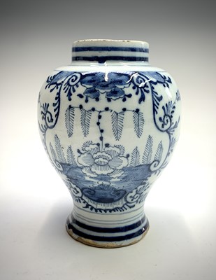 Lot 841 - A late 18th century Delft tin glazed vase,...