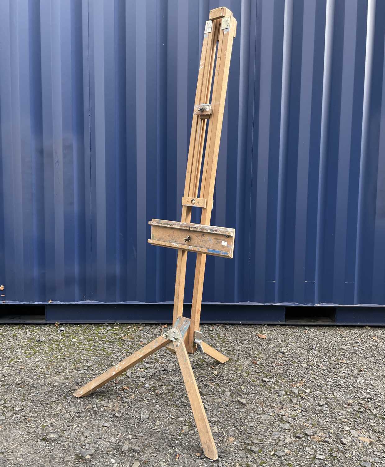 Lot 1170 - An artists easel.