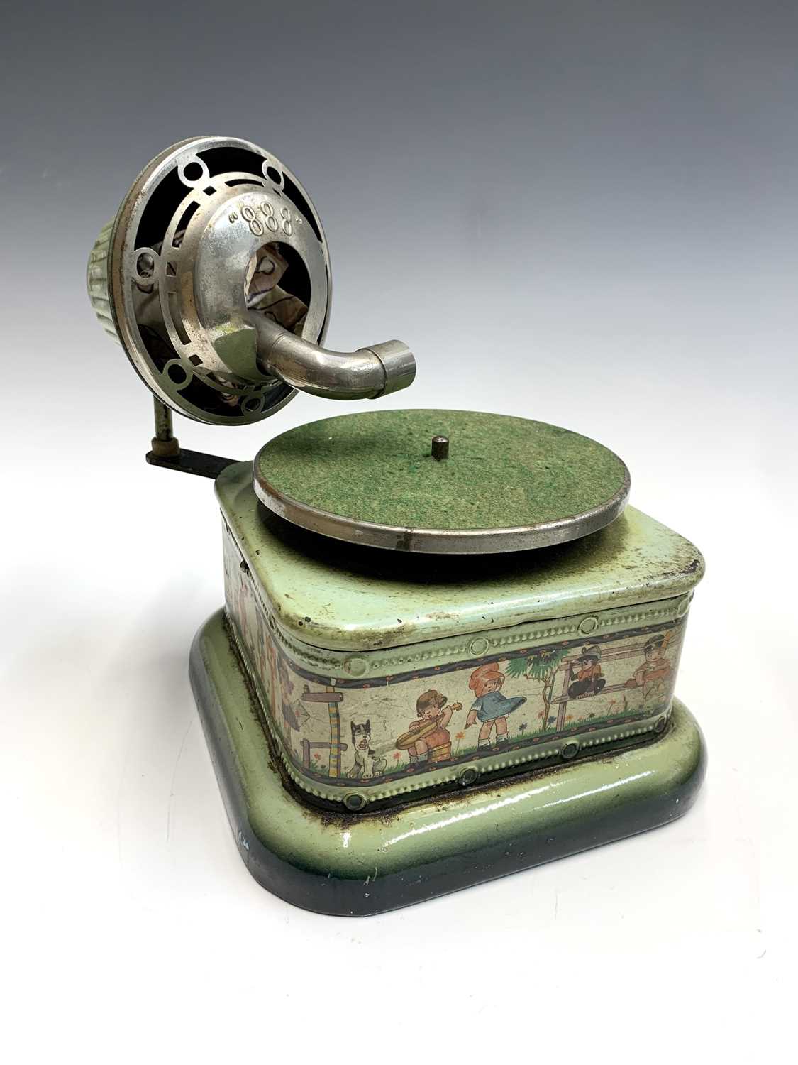 Lot 305 - A German Nirona child's gramophone, "888",...