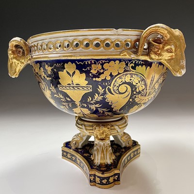 Lot 889 - A Derby large size pot pourri vase, circa 1815,...