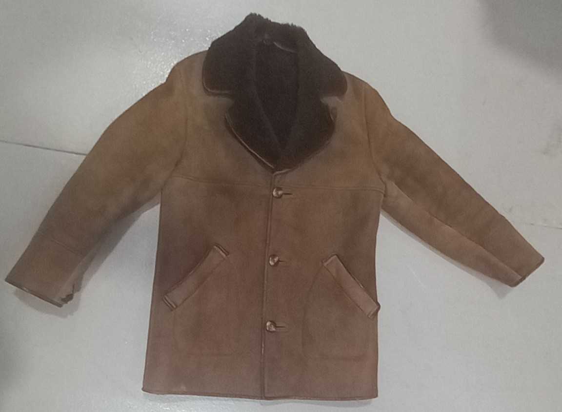 Lot 35 - A men's real sheepskin coat, approximate size...
