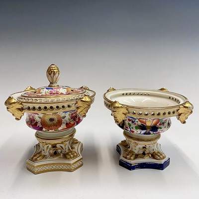 Lot 899 - A Derby porcelain pot pourri vase and cover,...