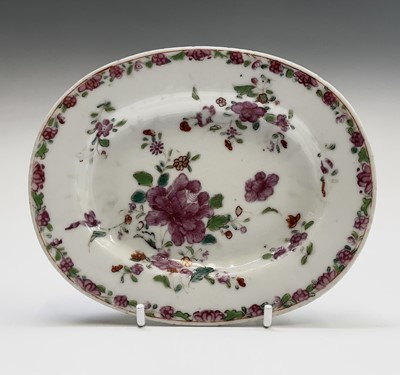 Lot 160 - A Chinese famille rose porcelain oval dish,...