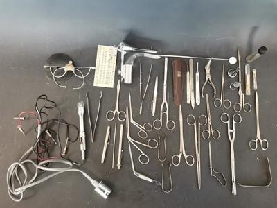 Lot 35 - A collection of medical and optometry...