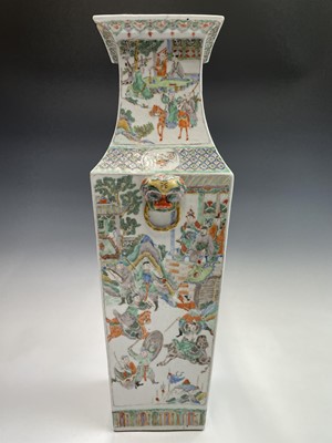 Lot 16 - A Chinese famille verte porcelain vase, 19th...