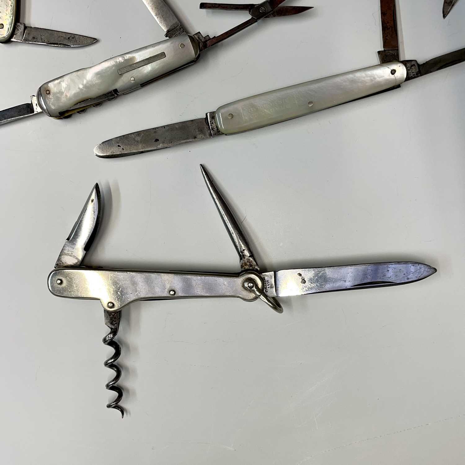Lot 149 Rare pocket knives, including an early