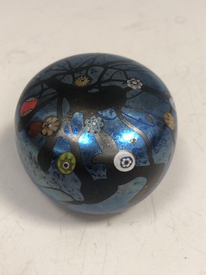 Lot 39 - A Peter St Claire art glass paperweight signed...