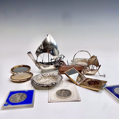 Lot 77 - Two silver boats and a pair of eastern silver...
