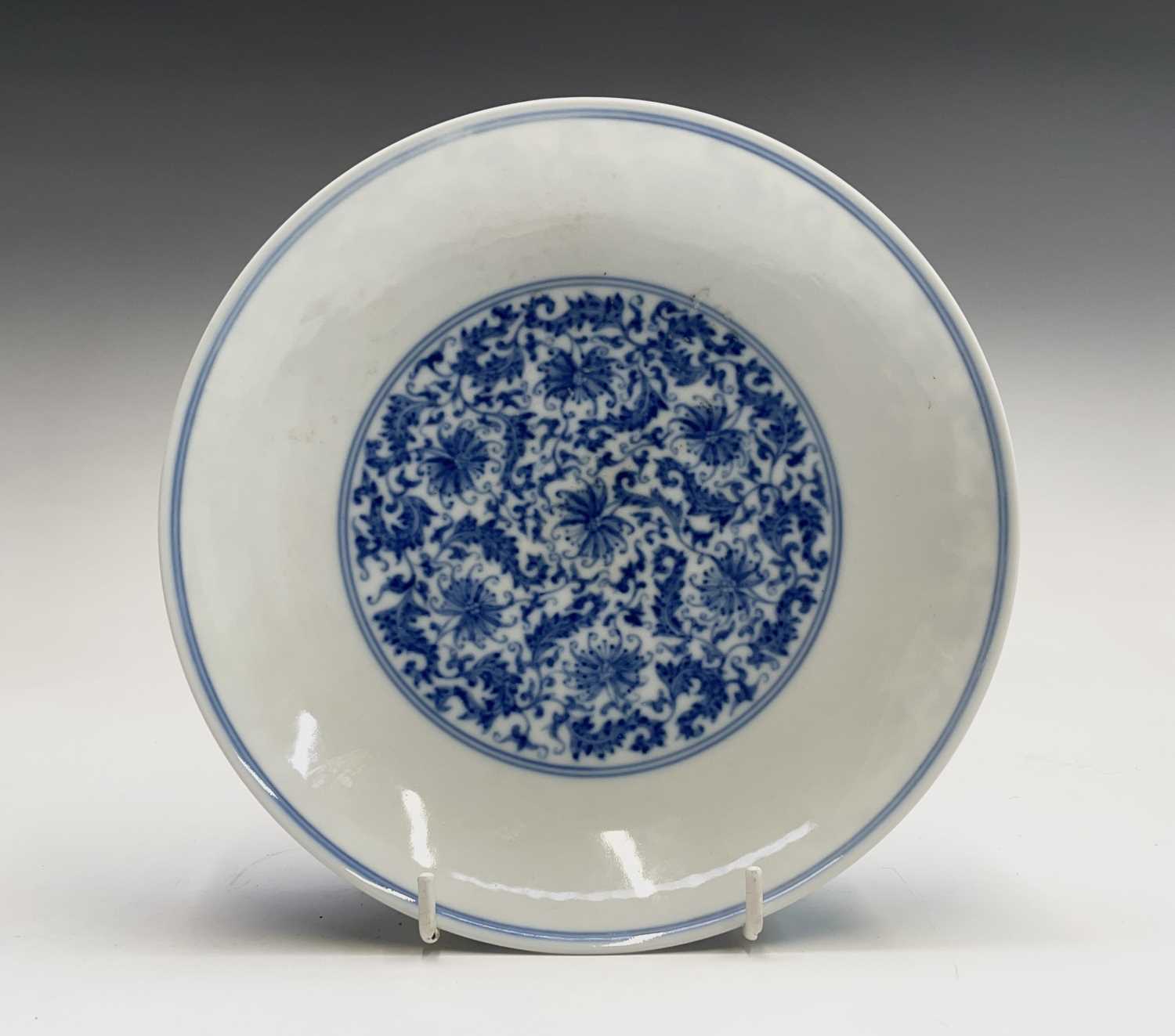 Lot 84 - A Chinese blue and white porcelain dish, with...