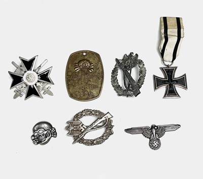 Lot 446 - A collection of six WWII German Third Reich...