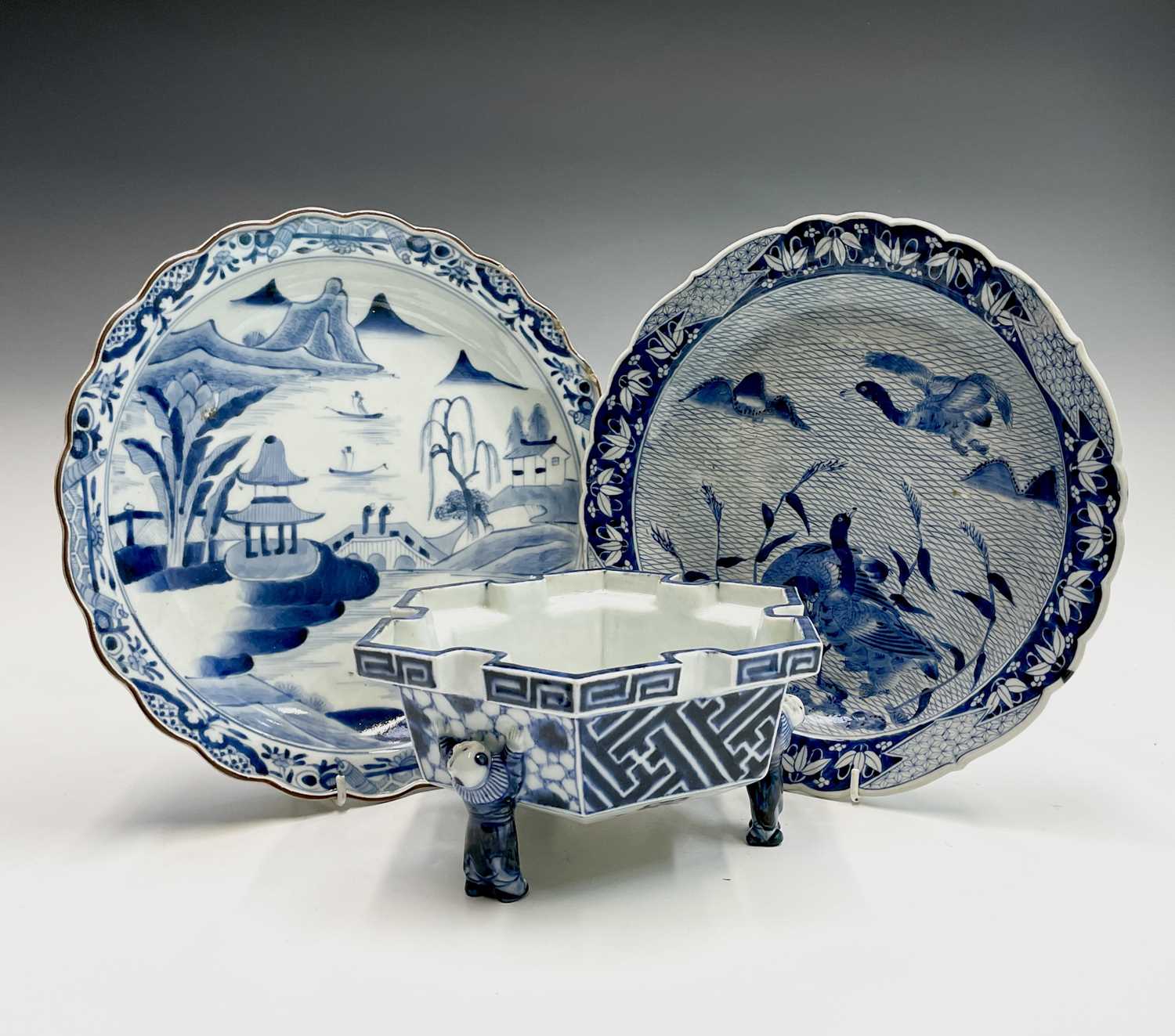 Lot 249 - A Japanese blue and white bowl, Meiji Period,...