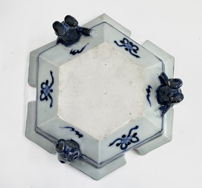 Lot 249 - A Japanese blue and white bowl, Meiji Period,...