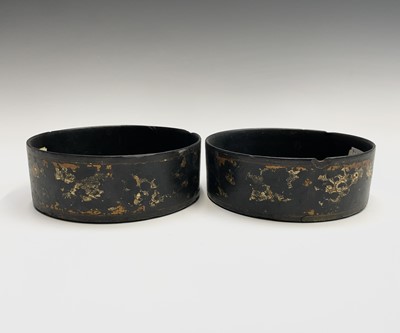 Lot 222 - A pair of Regency black lacquered circular...