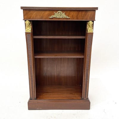 Lot 3146 - A Regency style mahogany and crossbanded small...