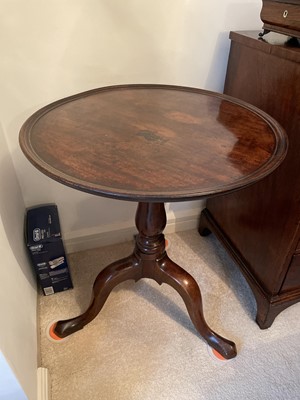 Lot 3149 - A George III mahogany circular wine table,...