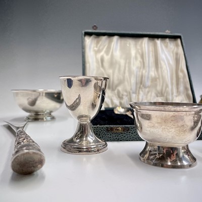 Lot 64 - A pair of Pedro Duran silver salts, a William...