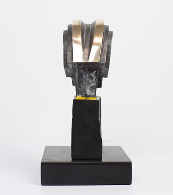 Lot 189 - Peter WARD (1932-2003) Head Bronze, perspex...