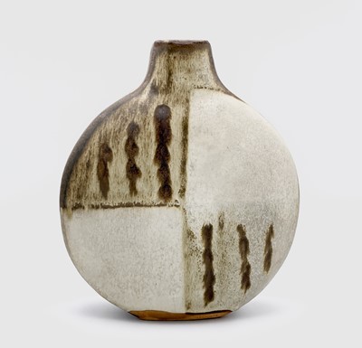 Lot 273 - Janet LEACH (1918-1997) A stoneware moon vase...