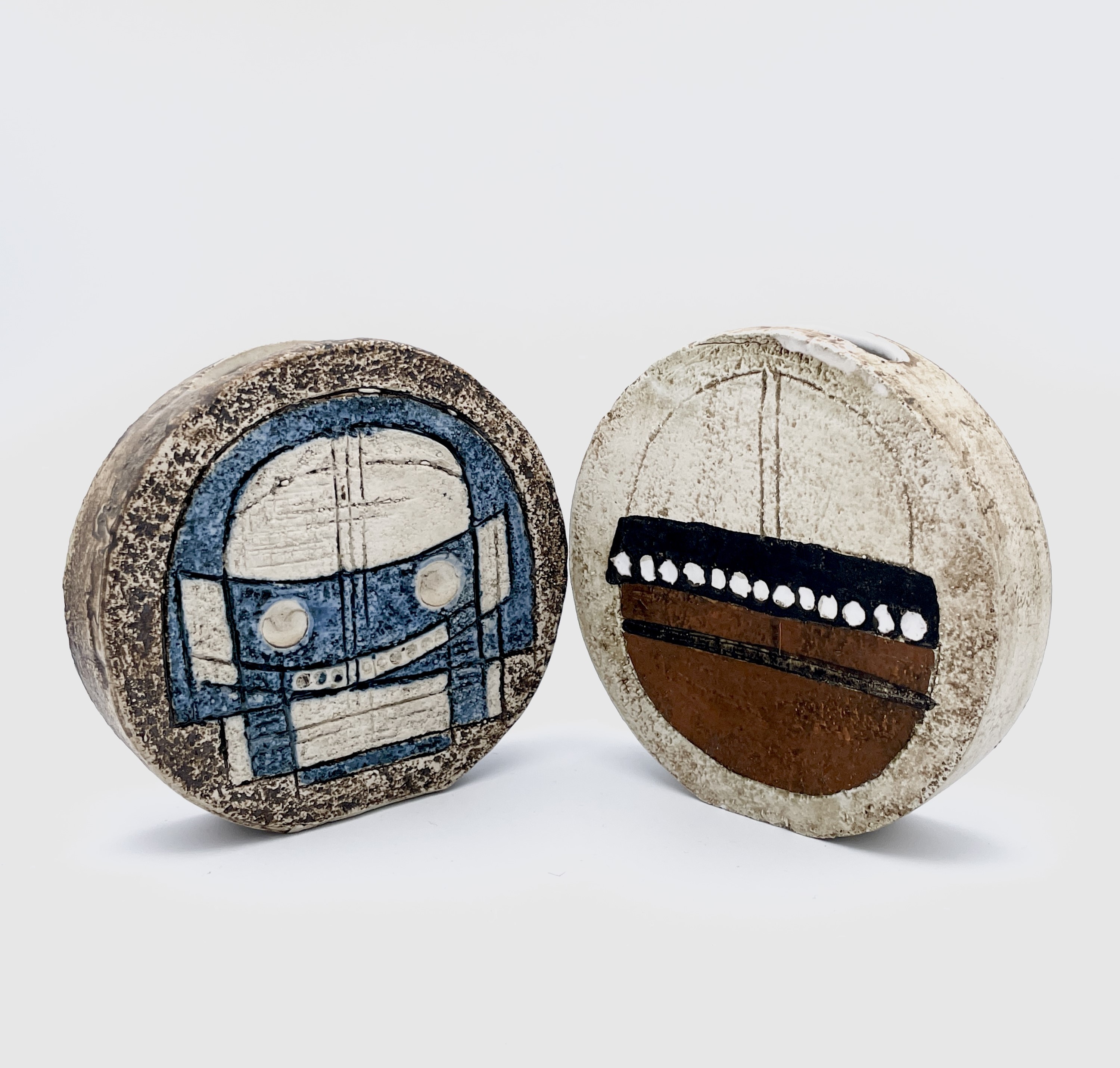 Lot 240 Two Troika pottery wheel vases, both with