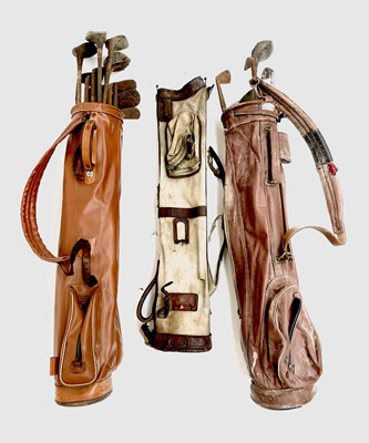 Lot 468 - A bag of four hickory shafted golf woods plus...