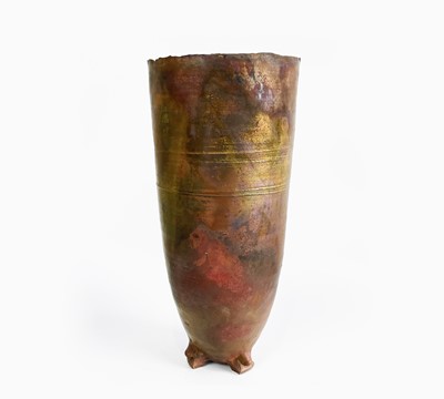 Lot 553 - John BEDDING (1947) A raku vase raised on four...