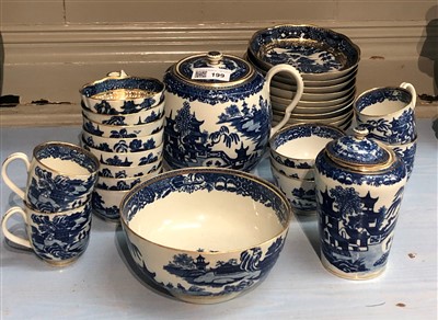 Lot 199 - A Worcester Temple part tea set and coffee...