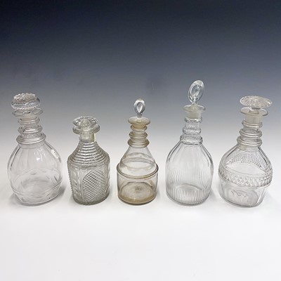 Lot 1006 - A George III cut glass decanter and stopper...