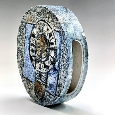 Lot 1037 - A Troika pottery wheel vase with incised...