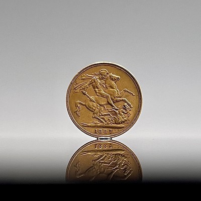 Lot 311 - Great Britain Gold Sovereign 1887. Young head....