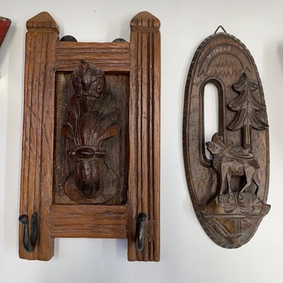 Lot 237 - A pair of carved giltwood wall brackets, mid...