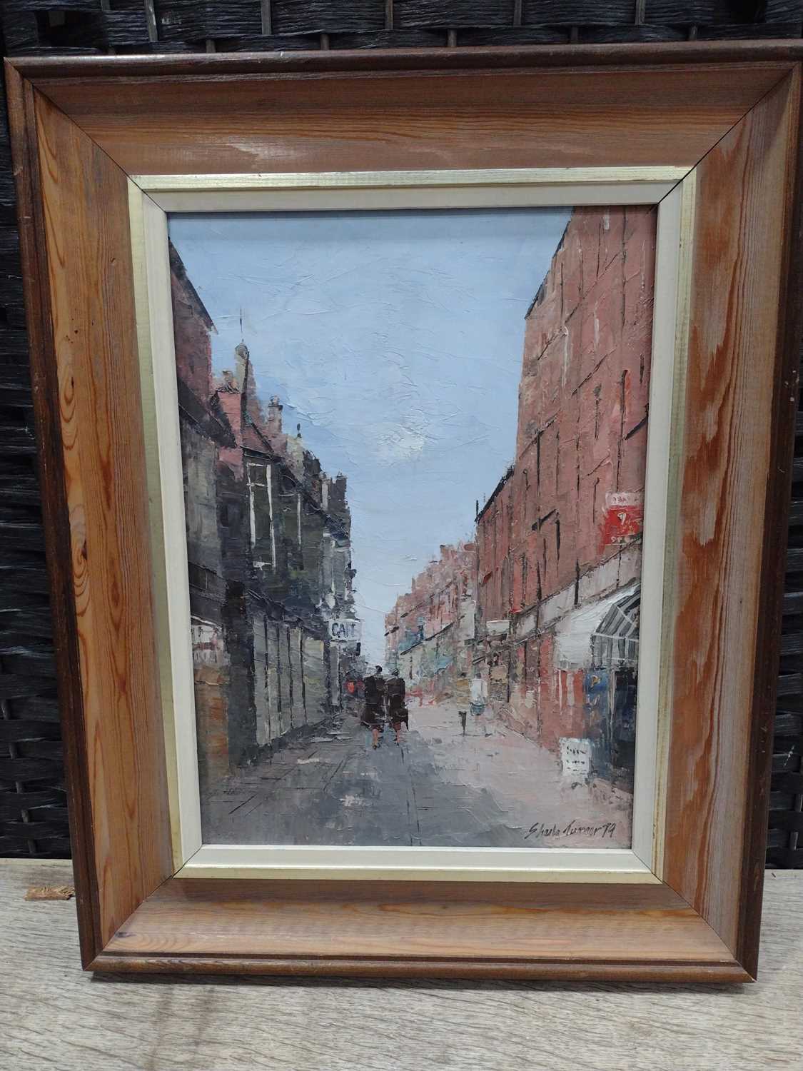 Lot 9 - Sheila TURNER (1941) Untitled street scene Oil...