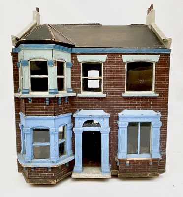 Lot 352 - An Edwardian dolls house, 'The Cedars', made...