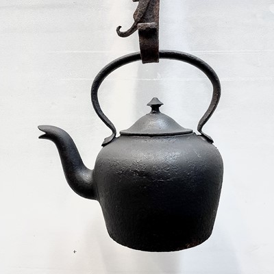 Lot 290 - A Victorian cast iron kettle, height 28cm,...