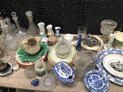 Lot 81 - A quantity of 19th century and later ceramics...